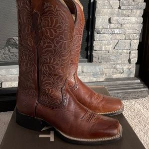 Ariat Round Up Remuda Women Boots